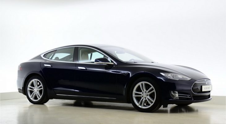 Tesla Model S. Taxi-One Zoetmeer